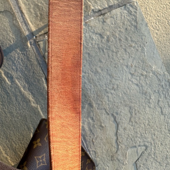 Louis Vuitton Cartouchiere MM - Picture 7 of 8